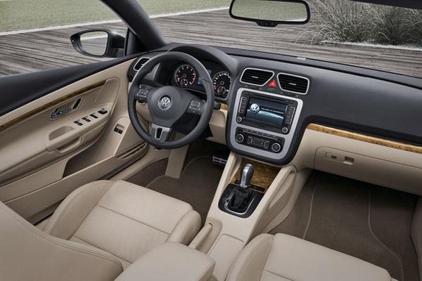 Volkswagen модернизировал Eos (2 фото)
