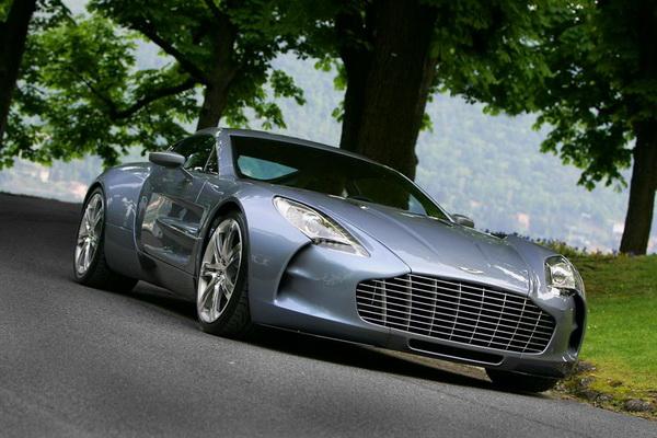 «Моща» от Aston Martin (3 фото)