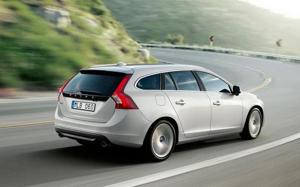 Компания Volvo решила заняться производством V60 (3 фото)