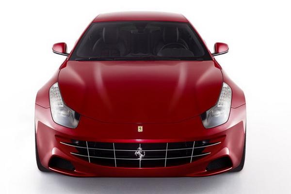 Полноприводный суперкар Ferrari FF (3 фото)
